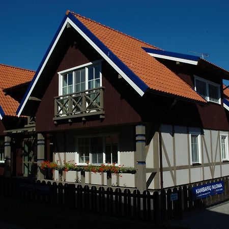Vila Lotmiskis Nida Luaran gambar
