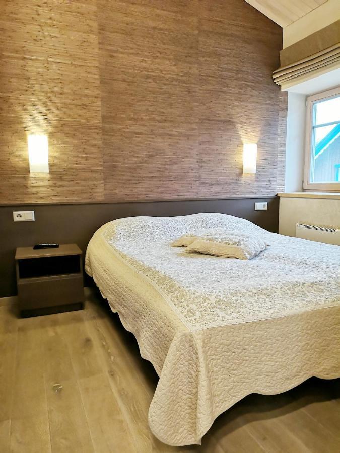 Vila Lotmiskis Nida Luaran gambar